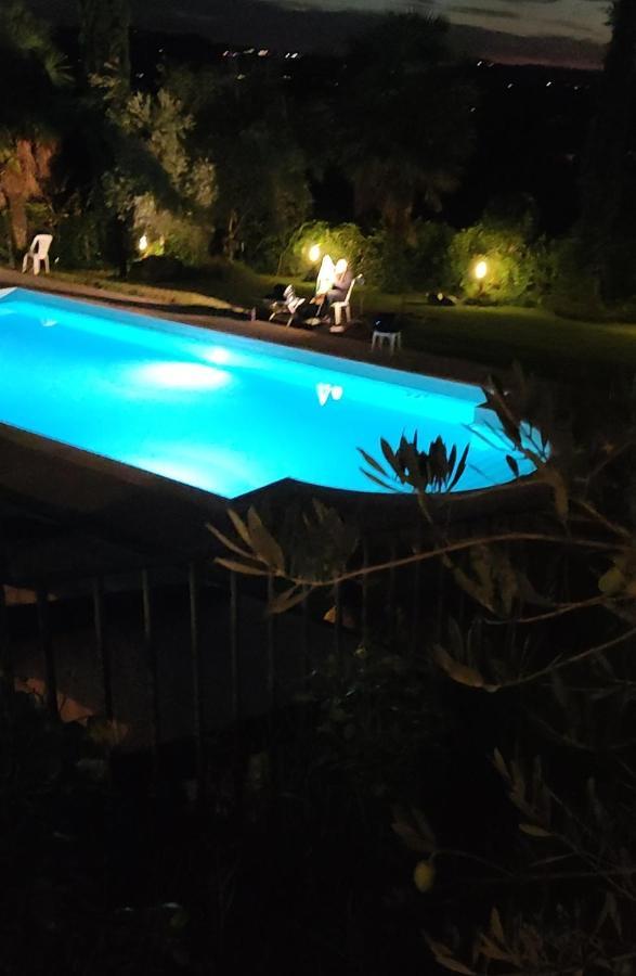 Agriturismo E Acetaia La Vedetta 카스텔베트로 외부 사진